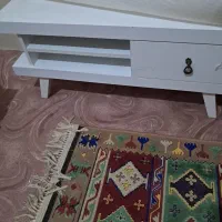 میز تلوزیون بدون خط و خش کم کار
