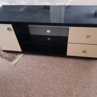 میز تلویزیون کاملا سالم جنس mdf