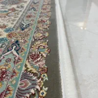 محافظ ریشه فرش