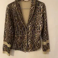 تعدادی لباس زنانه
