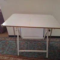 میز طراحی سالم و تمیز با قیمت مناسب