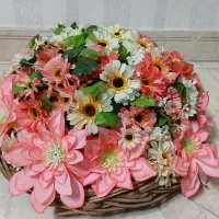 سبد گل مصنوعی