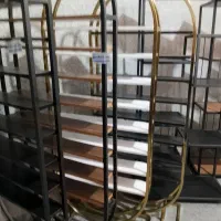 استند لاک ایستاده