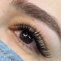 اکستنشن مژه و لیفت ابرو