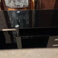 میز تلویزیون شیشه ای دودی وارداتی از برند ERGO