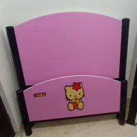 تخت دخترانه فقط چهار چوب