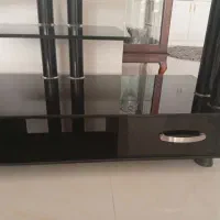 میز تلویزیون در حد نو