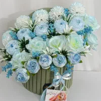 گل مصنوعی هدیه گل نوزادی باکس تولد خواستگاری