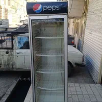 یخچال تک درب نوشابه سالم و تمیز