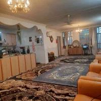 خانه در ۳ طبقه به صورت شمالی .بلوار علامه جعفری