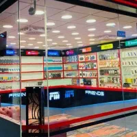 فروشنده با روابط عمومی و سر زبون قوی