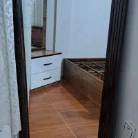 آینه دیواری