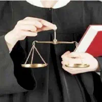 وکیل پایه یک دادگستری و مشاور حقوقی