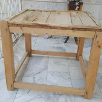 کرسی چوبی