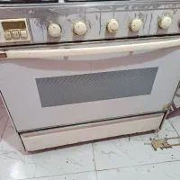 اجاق گاز و یخچال