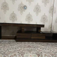 میز تلویزیون زیبا و تمیز