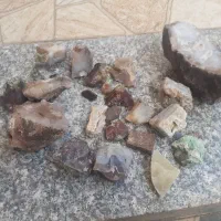 فروش چند نمونه سنگ