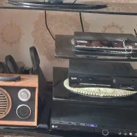 میز تلویزیونی شیشه ای