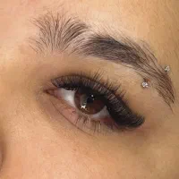 کاشت واکستنشن مژه