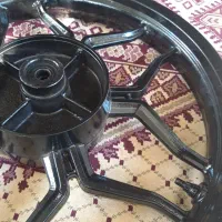 چرخ عقب بنلی ۱۵۰ رینگ ب همراه لاستیک در حد نو