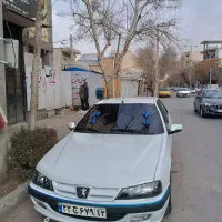 شیشه‌ خودرو و تعمیرات آینه و قفل و بالابر اصفهان
