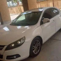 جک J5 اتومات سفید  تمیز و آماده استفاده