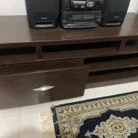 میز زیر تلویزیونی