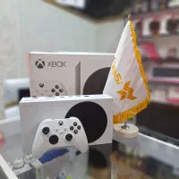 کنسول Xbox مدل series s مشابه آکبند