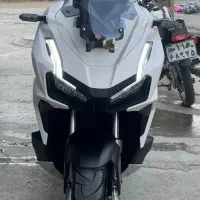 اسکوتر adv150cc تمیز و اماده انتقال سالم و کم کار