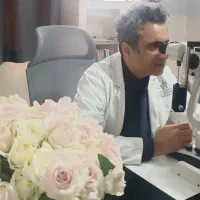 منشی پزشک با روابط عمومی بالا