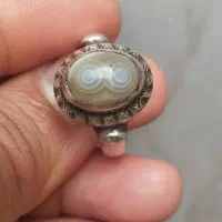 انگشتر باباقوری دوچشم