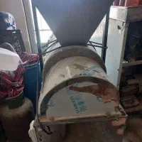 یک دستگاه آبگیری گوجه‌ فرنگی