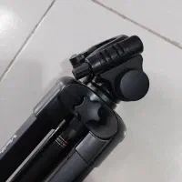 سه پایه دوربین