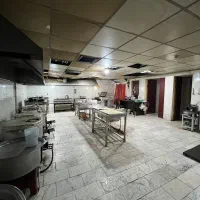 واگذاری ۹۰متر آشپزخانه بیرون بر با تجهیزات کامل