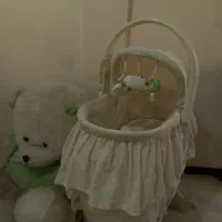 تخت کنار مادر ننو نوزاد خارجی چندکاره