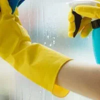 استخدام همکار خانم جهت نظافت منزل با حقوق مکفی