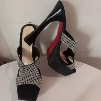 کفش پاشنه بلند زنانه
