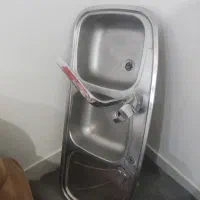 سینک تو کار و شیر اب