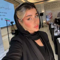 مدل برای خدمات ناخن نیازمندیم