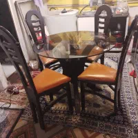 میز ناهار خوری چهار نفره گرد