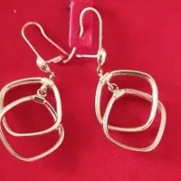 گوشواره 18 عیار طلا