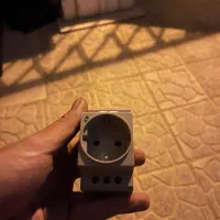 پریز برق لاکی و سرامیکی