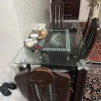 میز ناهارخوری با چهار عدد صندلی