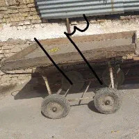 گاری چرخ دار میوه فروشی