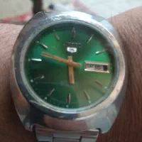 سیکو۵|ساعت|میانه, |دیوار