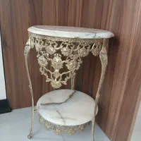 میز برنجی