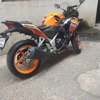 هوندا سی بی آر 250
