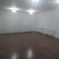 یک-واحد-اپارتمانی-دو-خوابه-واقع-در-خیابان-سنگ-فرش