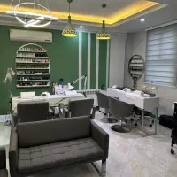 اجاره میز ناخن و تخت مژه و اتاق