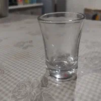 ظروف پذیرایی بلور و شیشه